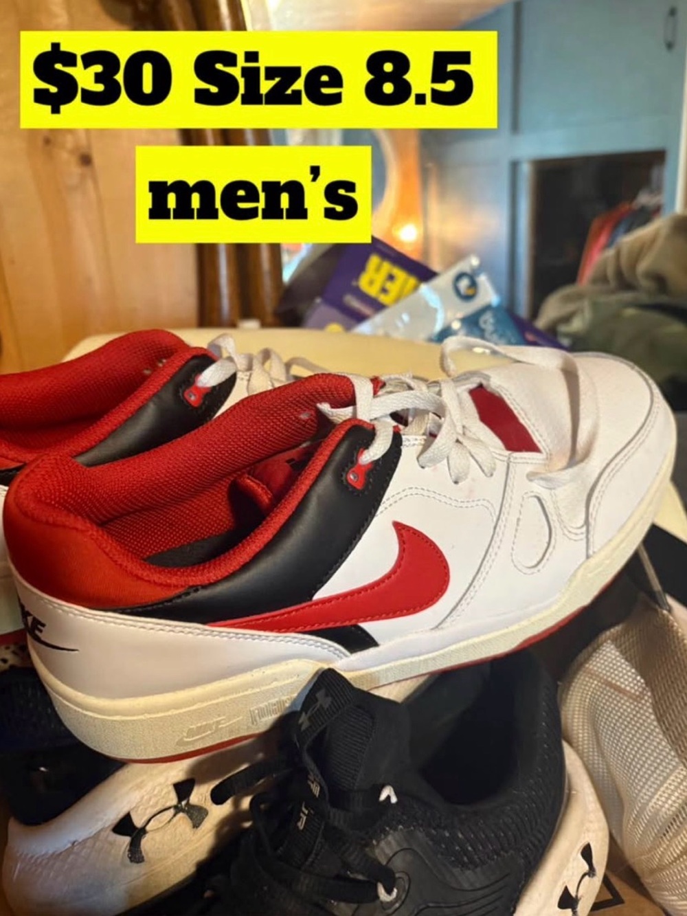 Nike White Red Black Low-Top Sneakers